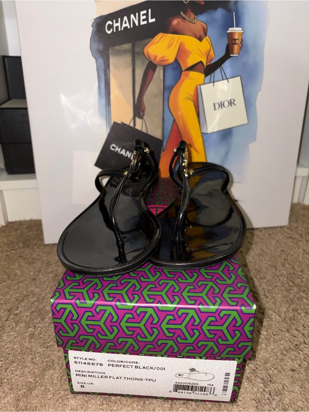 Tory Burch Black Patent Logo Thong Sandals with Gold Emblem (Jelly) - Picture 3 of 4